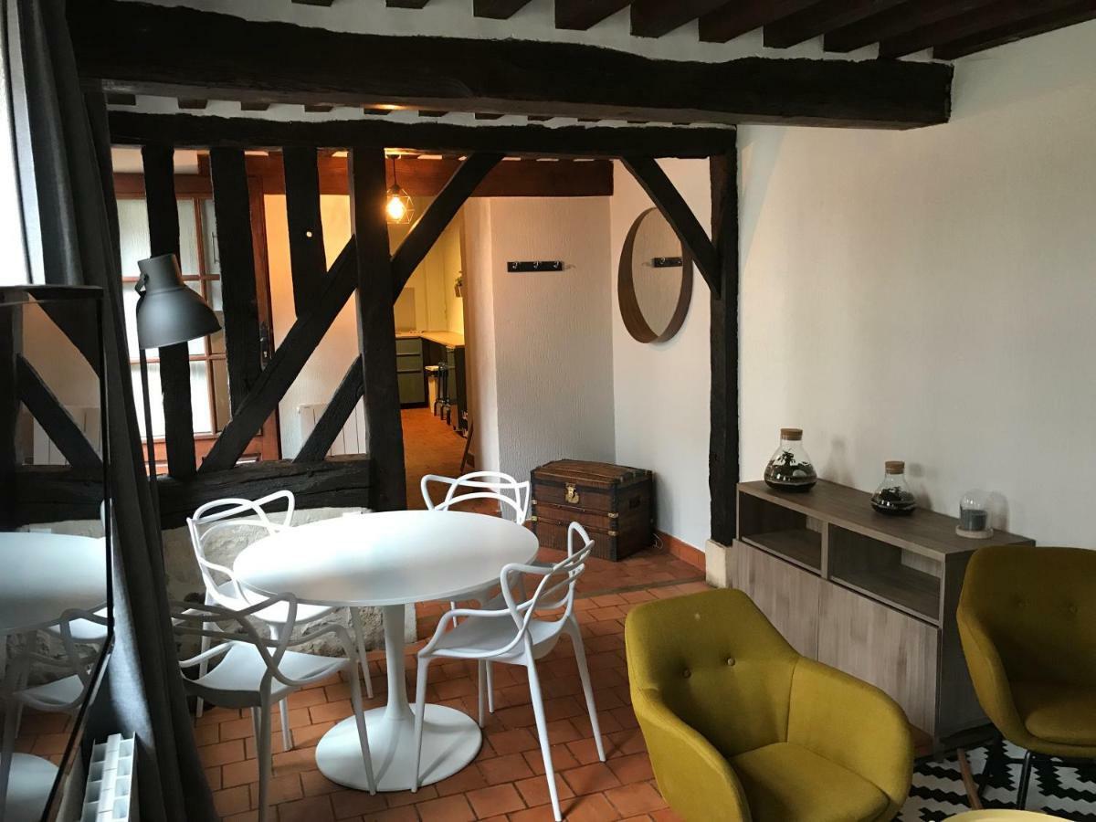 Houston A Honfleur Apartment Bagian luar foto