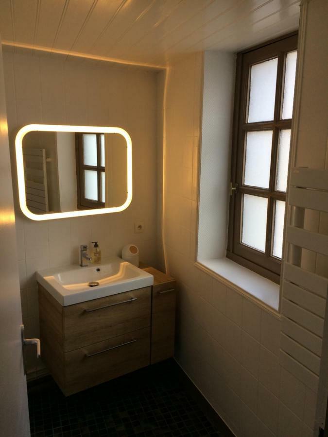 Houston A Honfleur Apartment Bagian luar foto